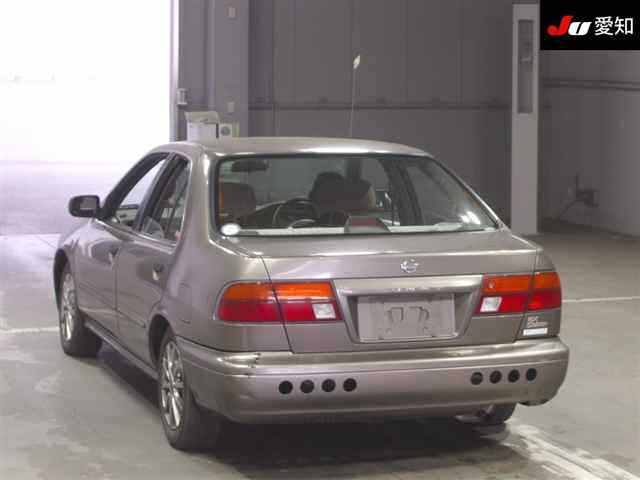NISSAN SUNNY