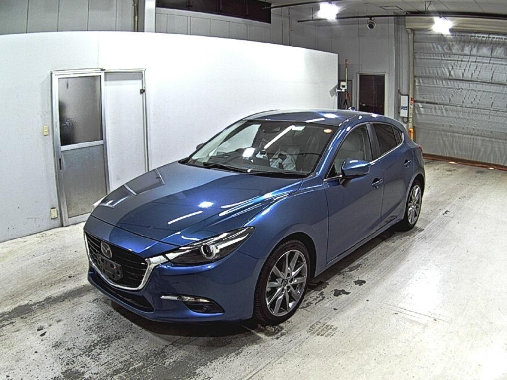 MAZDA AXELA