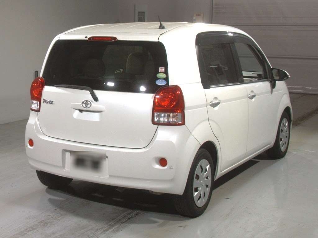 TOYOTA PORTE