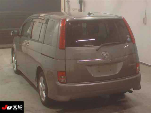 TOYOTA ISIS