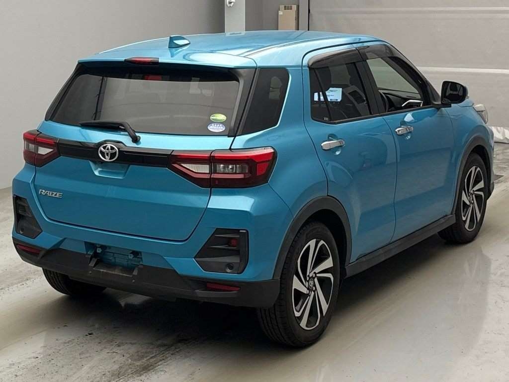 TOYOTA RAIZE