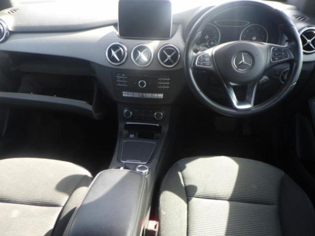 MERCEDES-BENZ B-CLASS