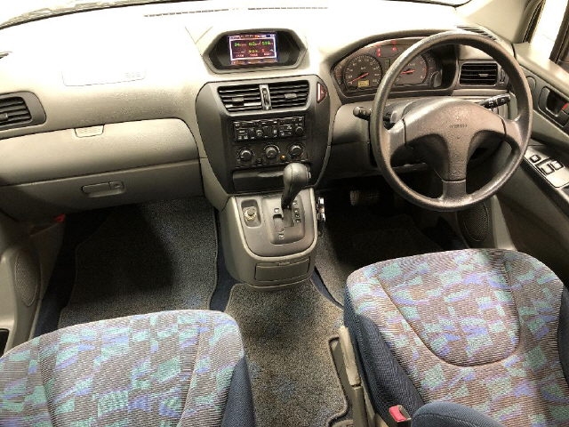 MITSUBISHI RVR