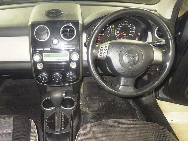 MAZDA VERISA