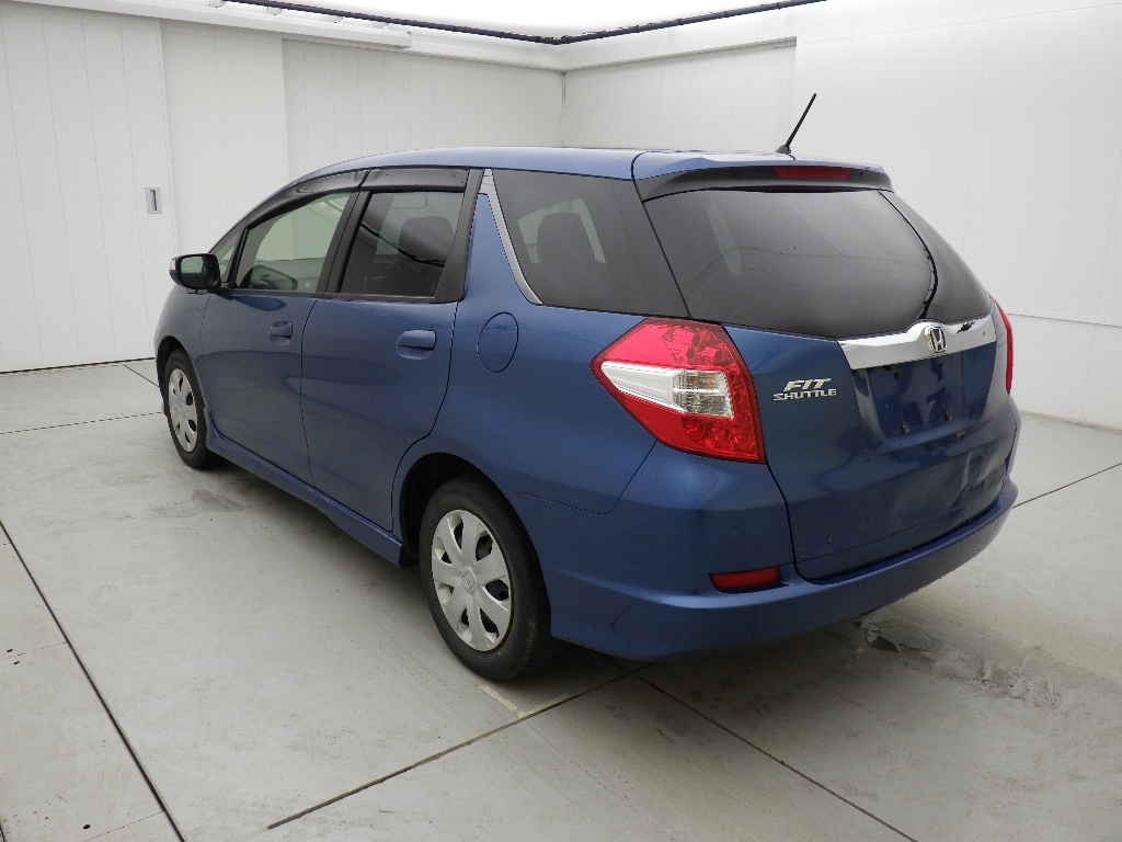 HONDA FIT SHUTTLE