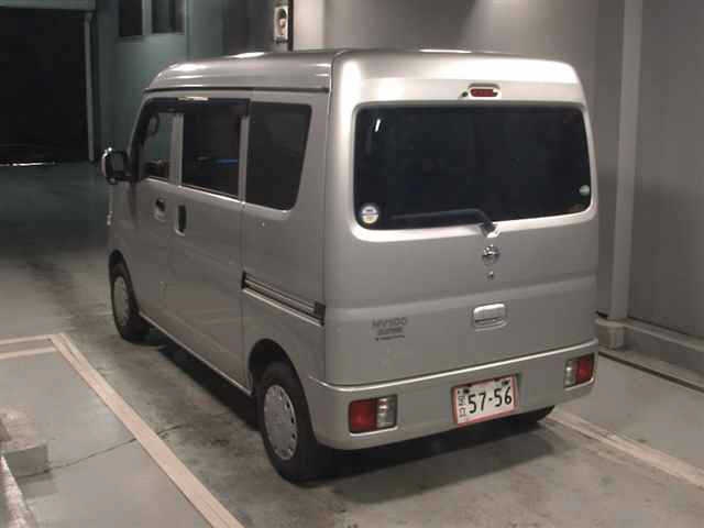 NISSAN NV100 CLIPPER