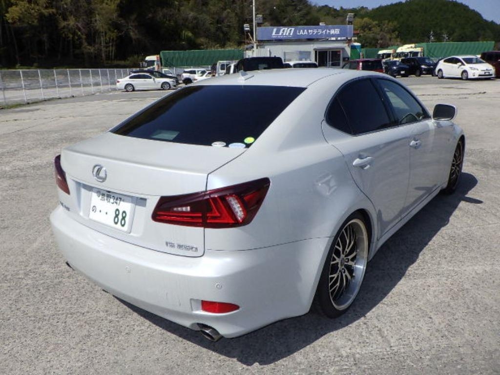 LEXUS IS250