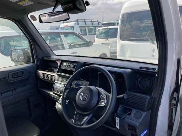 HONDA N-VAN
