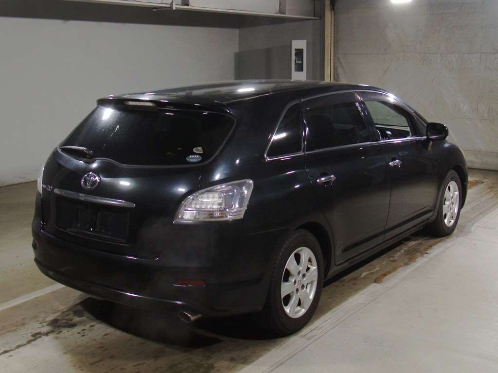 TOYOTA MARK X ZIO