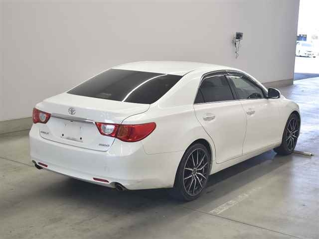 TOYOTA MARK X