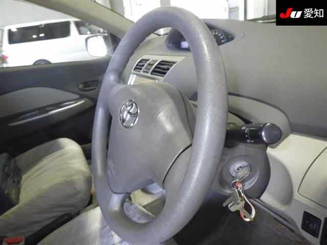 TOYOTA BELTA