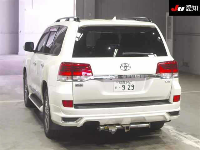 TOYOTA LAND CRUISER