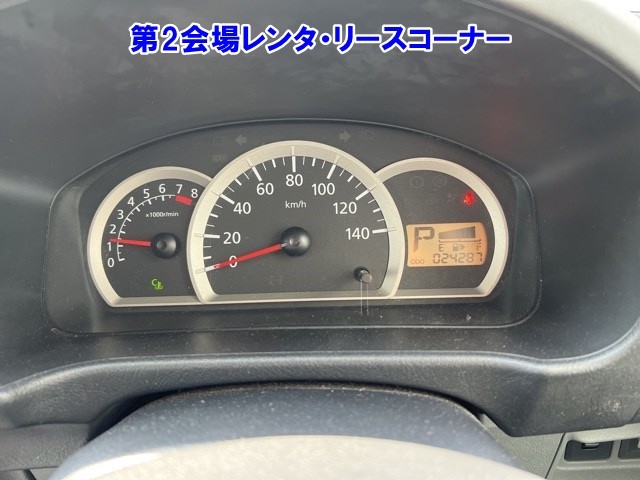 NISSAN NV100 CLIPPER