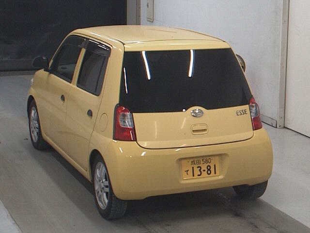 DAIHATSU ESSE