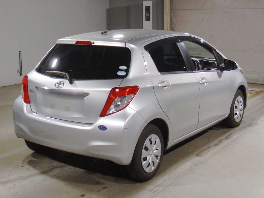 TOYOTA VITZ