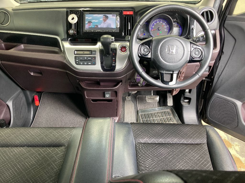 HONDA N-WGN