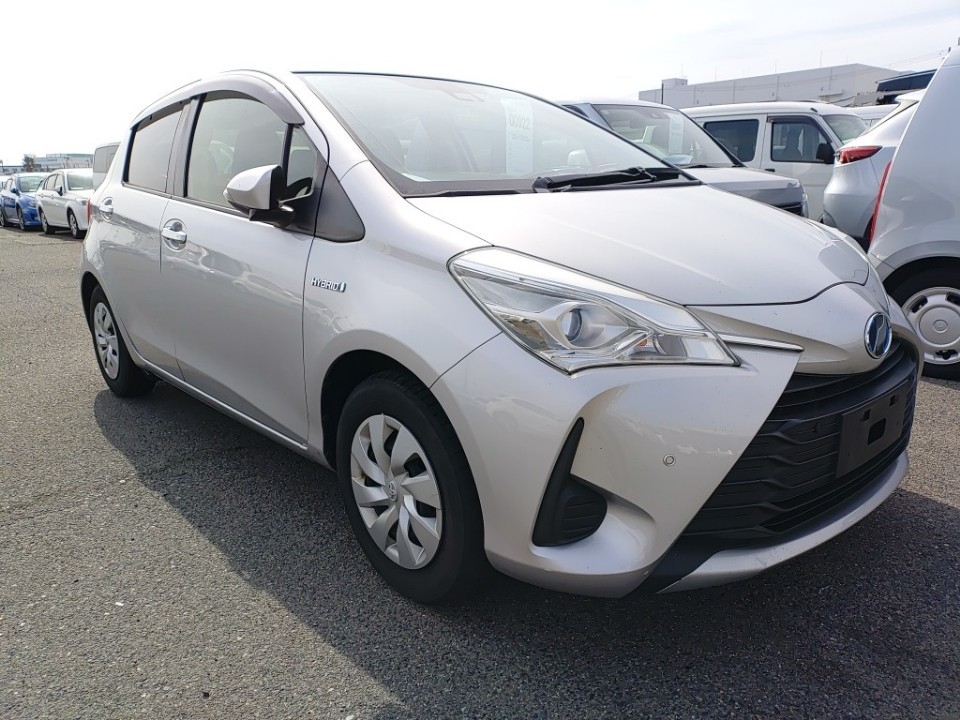 TOYOTA VITZ