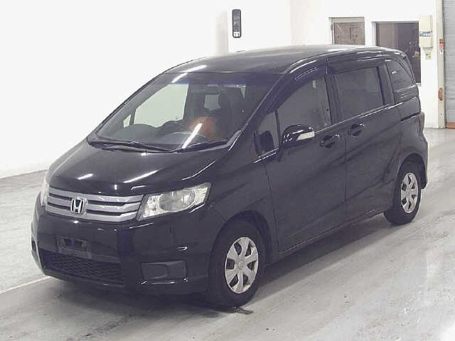 HONDA FREED SPIKE