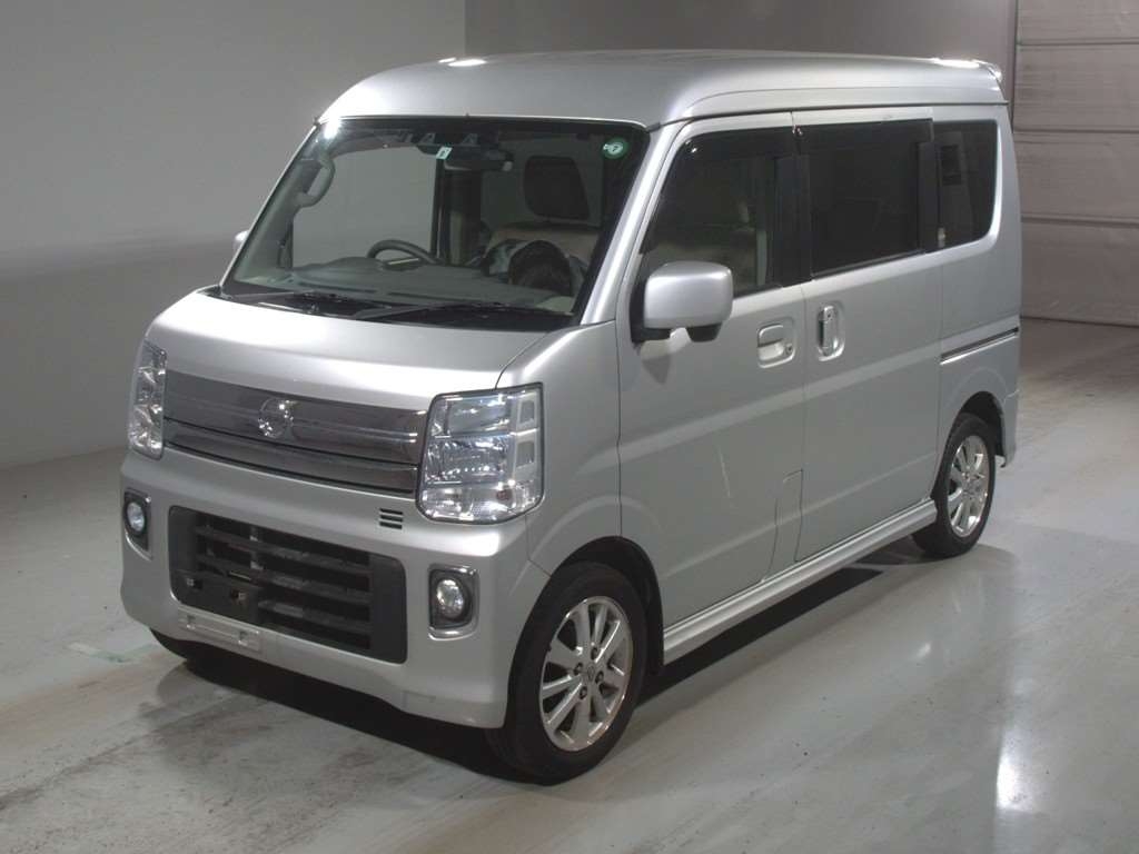 NISSAN NV100 CLIPPER