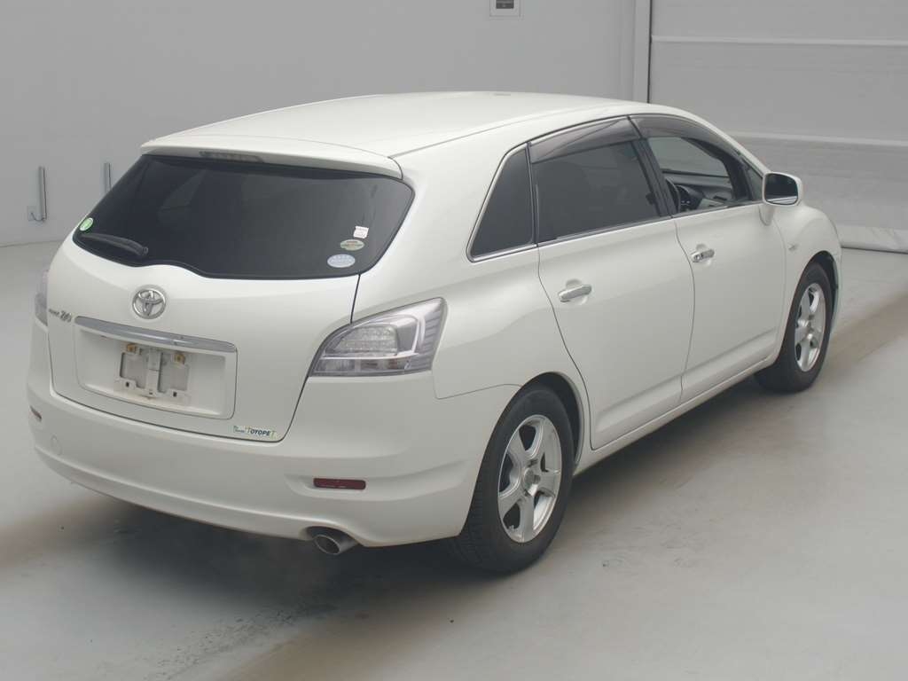 TOYOTA MARK X ZIO