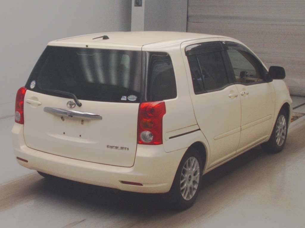 TOYOTA RAUM