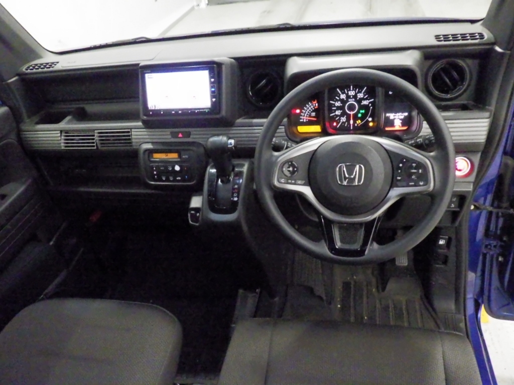 HONDA N-VAN