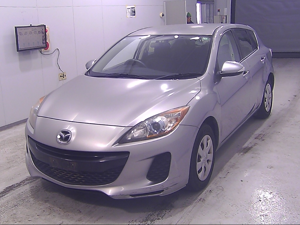 MAZDA AXELA