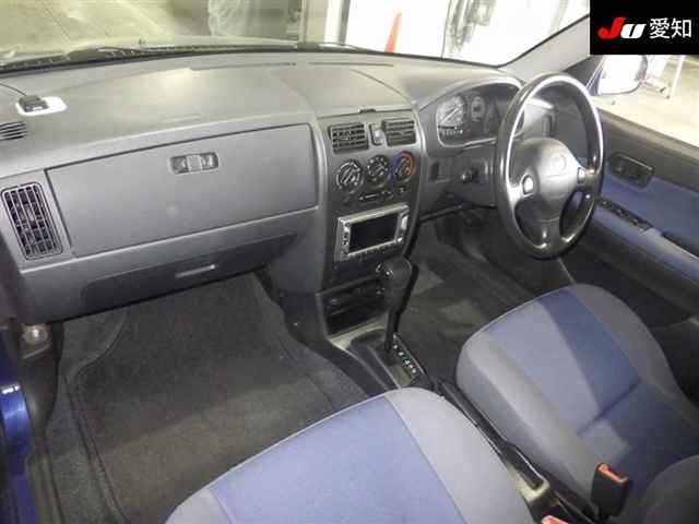 TOYOTA DUET