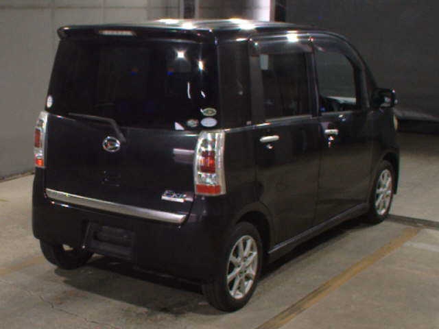 DAIHATSU TANTO EXE