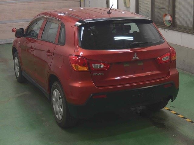 MITSUBISHI RVR