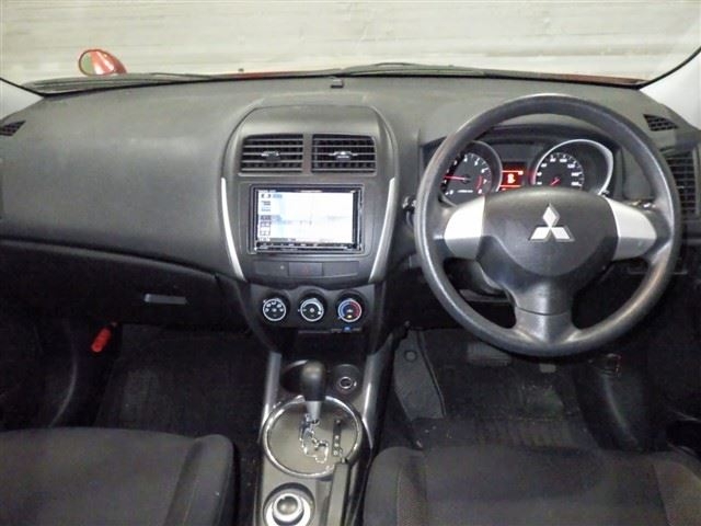 MITSUBISHI RVR
