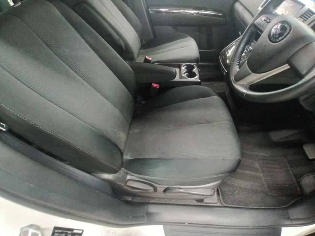MAZDA MPV