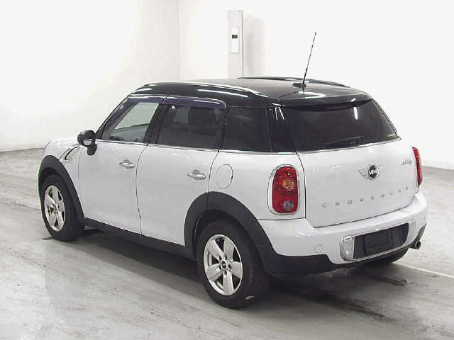 MINI CROSSOVER