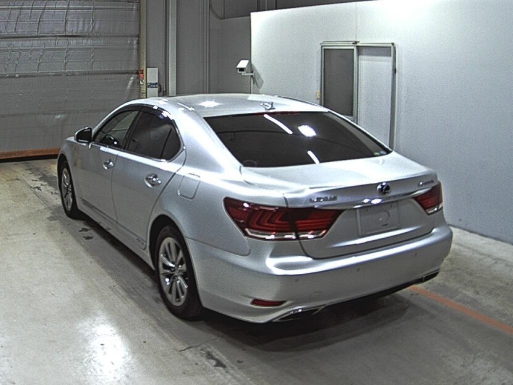 LEXUS LS600H