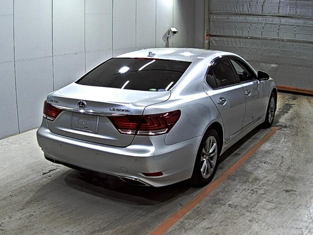 LEXUS LS600H