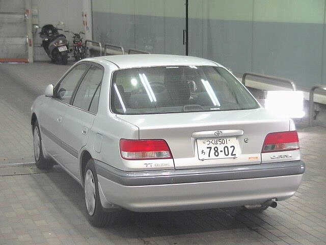 TOYOTA CARINA