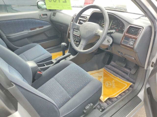 TOYOTA CARINA
