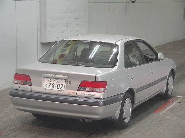 TOYOTA CARINA