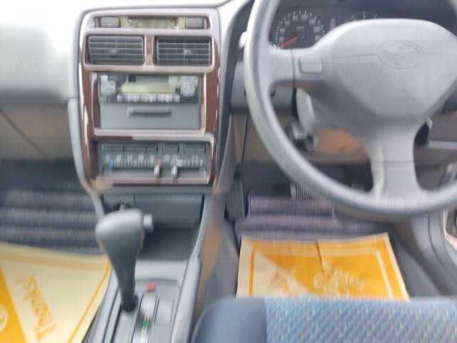TOYOTA CARINA