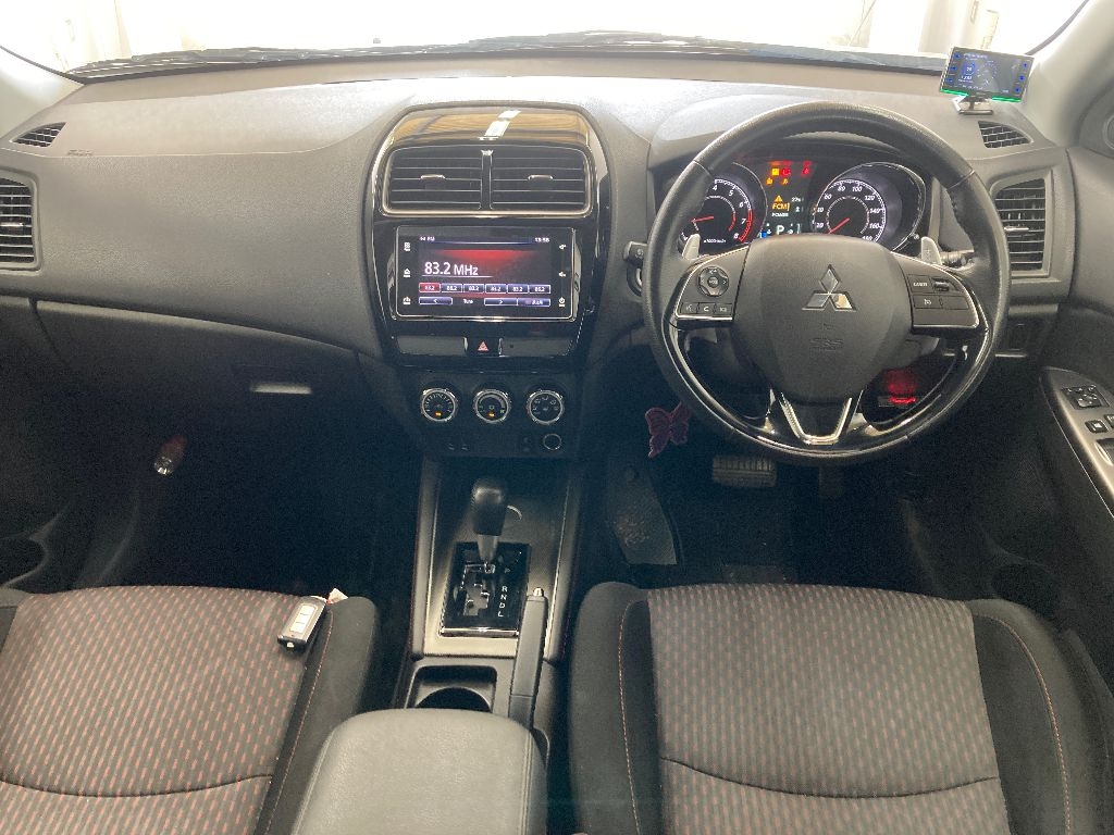 MITSUBISHI RVR
