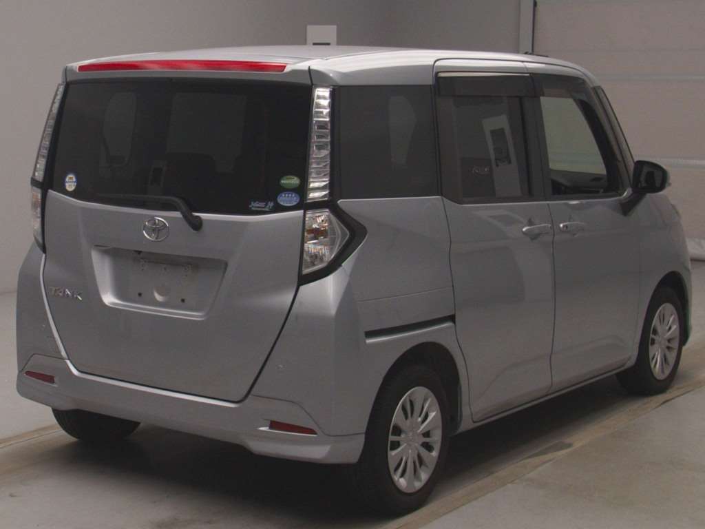 TOYOTA TANK
