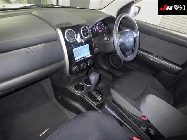MAZDA VERISA