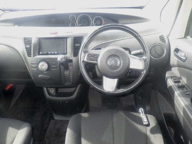 MAZDA BIANTE