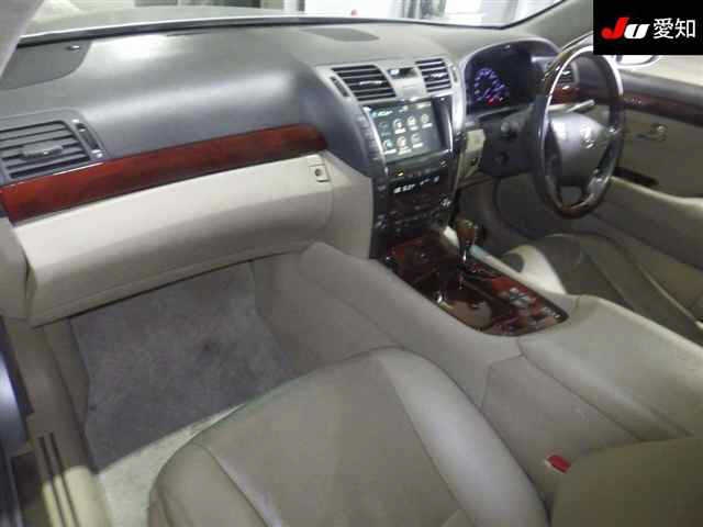 LEXUS LS600H