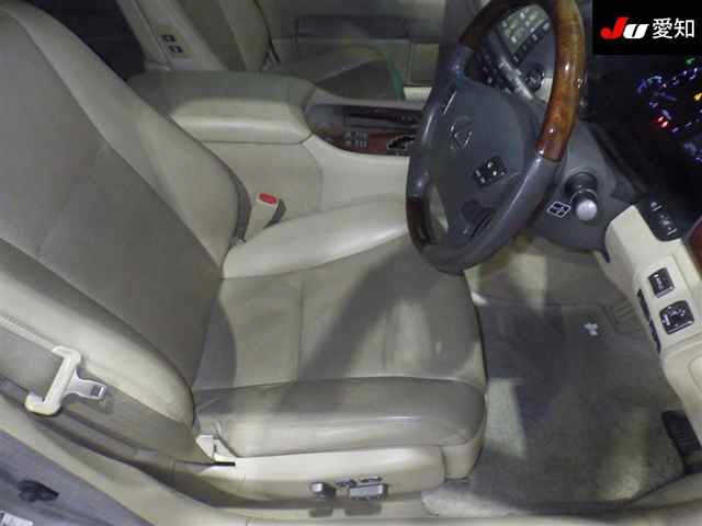 LEXUS LS600H