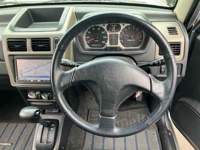 MITSUBISHI PAJERO MINI