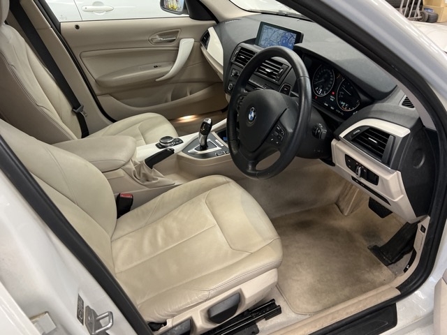 BMW 1-SERIES
