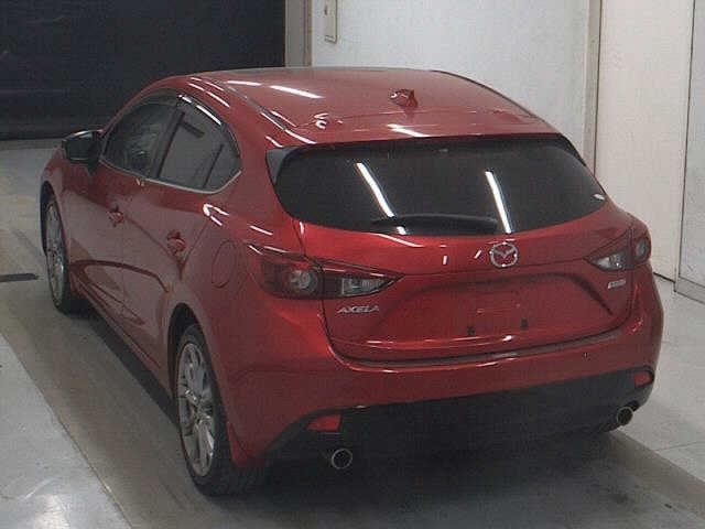 MAZDA AXELA