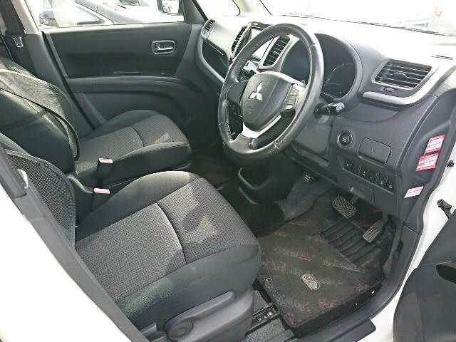 MITSUBISHI DELICA D:2