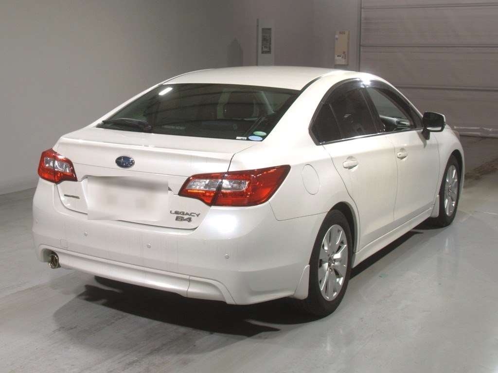 SUBARU LEGACY B4